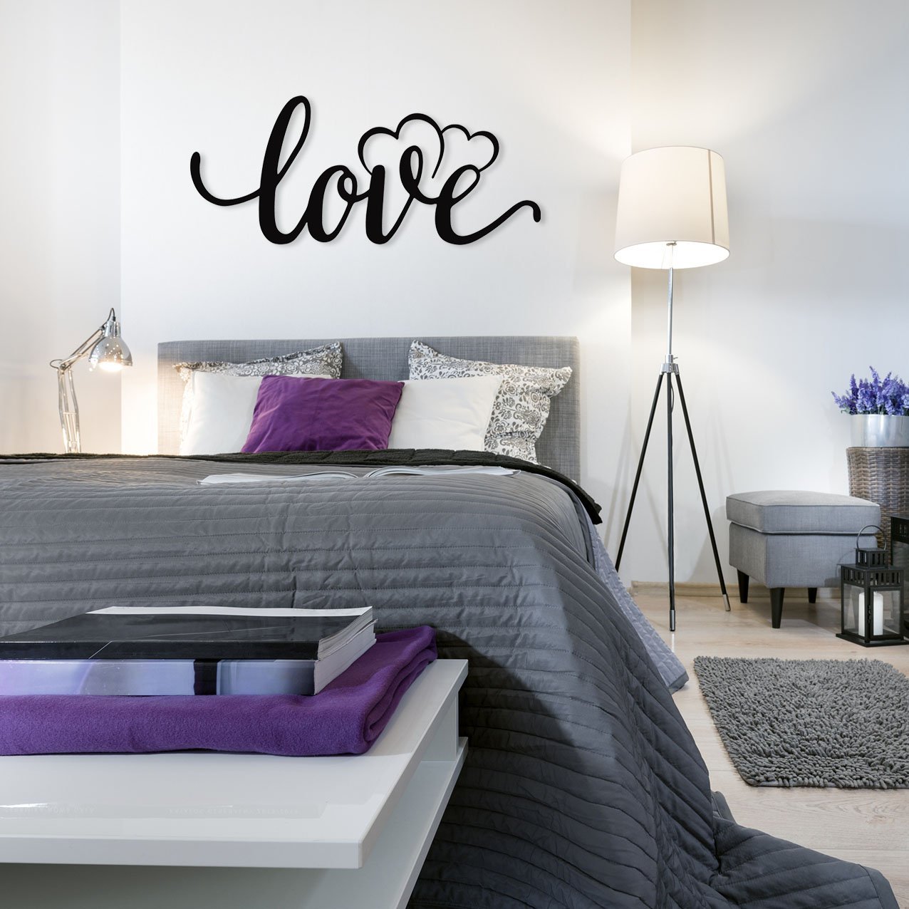 Love Sign wit Hearts_1