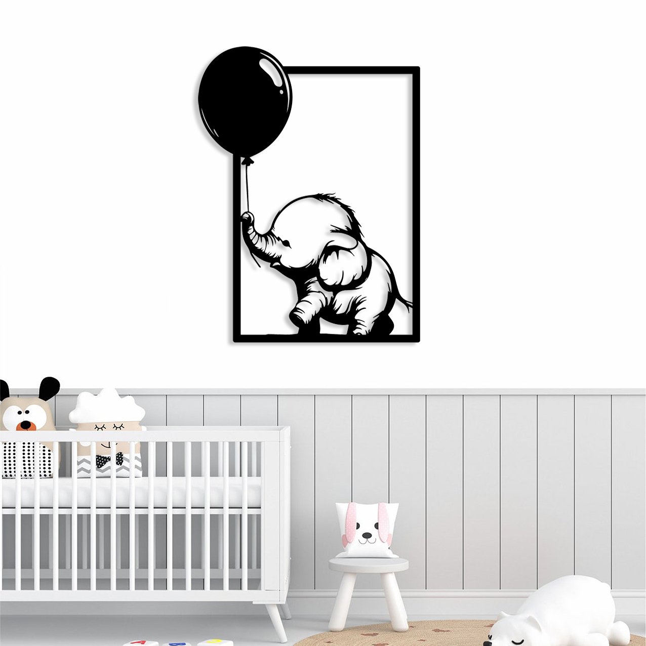 Baby Elephant with Balloon_2
